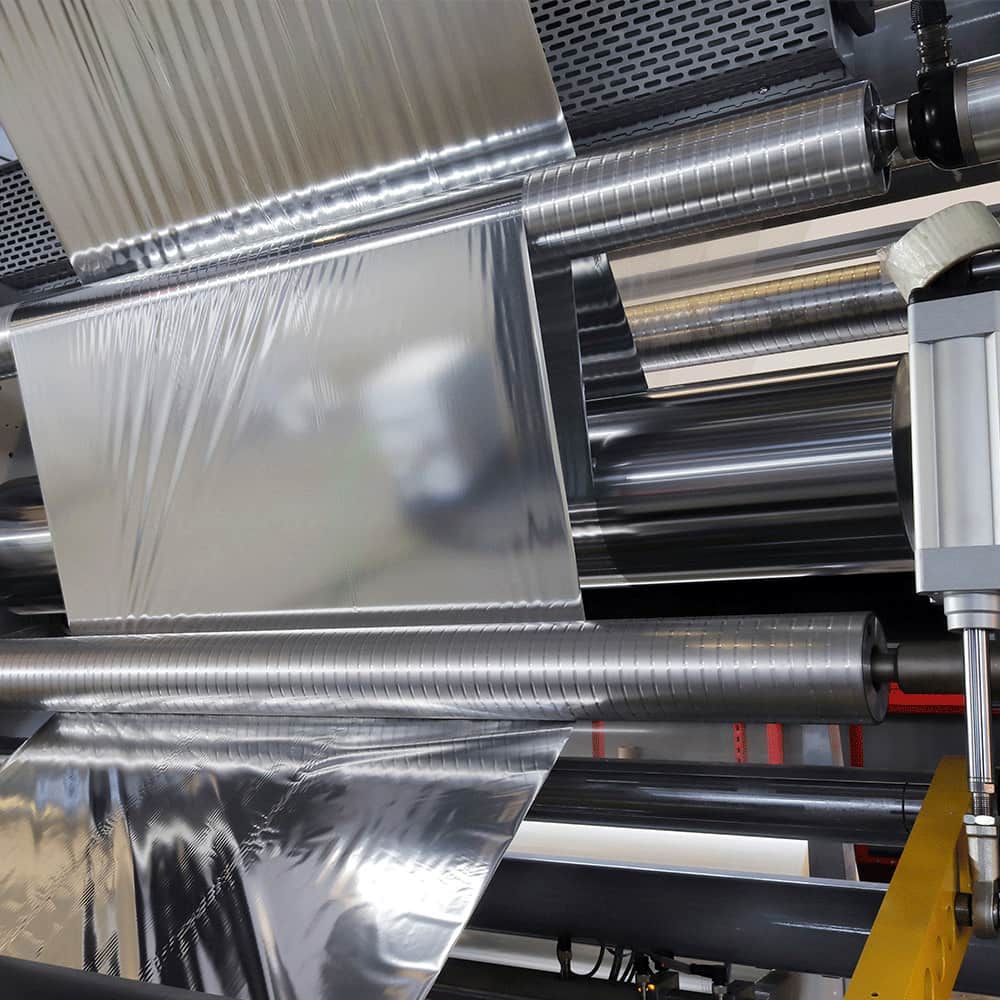 omgang met web van dunne folies