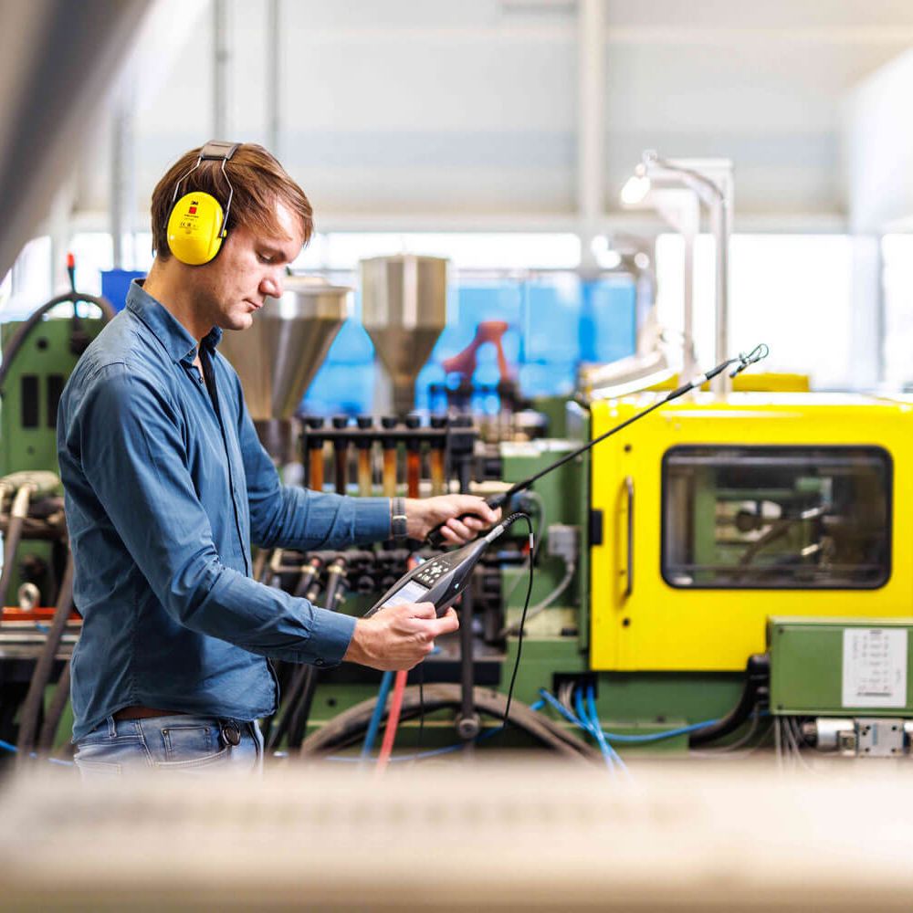 acoustic measurement with sound intensity probe 