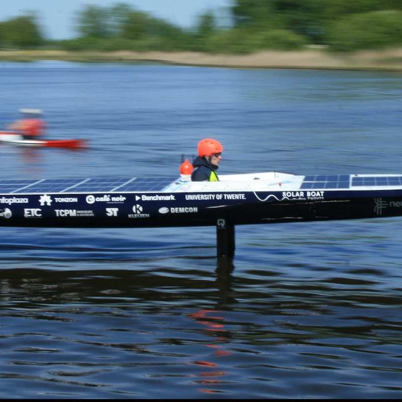 Demcon_multiphysics_SolarBoatTwente_hydrofoil_boat
